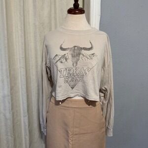 Forever 21 Texas Coast Crop Top Long Sleeve Beige Bull Skull Graphic Tee S